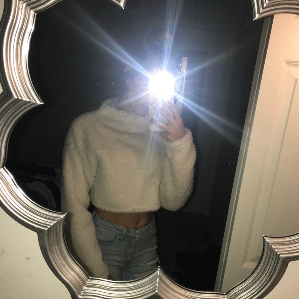cropped cozy forever 21 sweater!